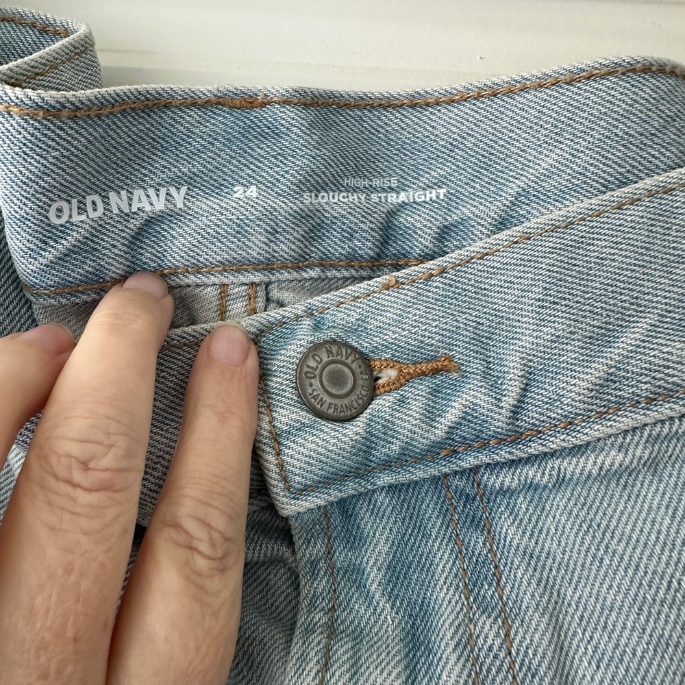 Old Navy Womens High Rise Slouchy Straight Jean Shorts Light Wash‎ NWT Summer - Picture 5 of 8